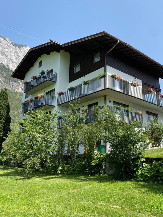Pension Alpina Roppen Bagian luar foto